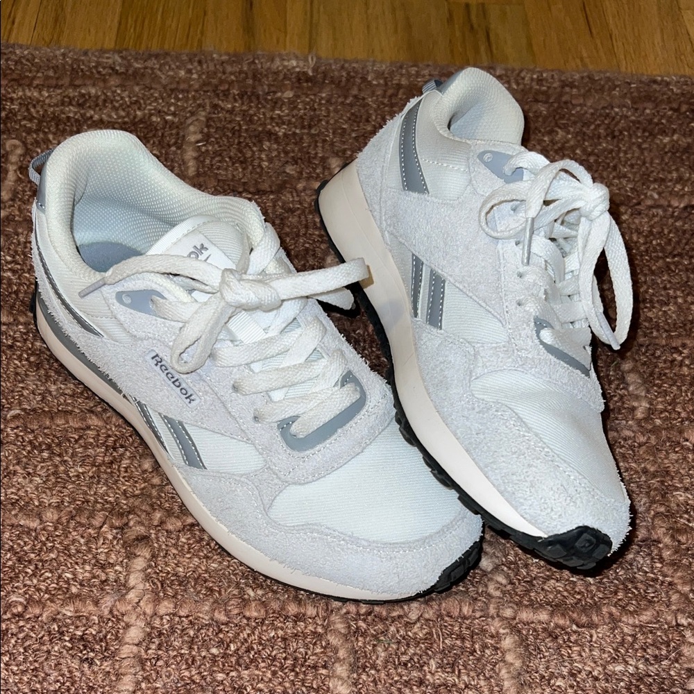 Reebok Women's Classic White and Gray Sneakers